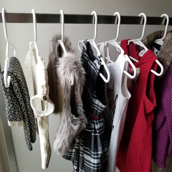 CAT DAWSON - Picture 2 of 2